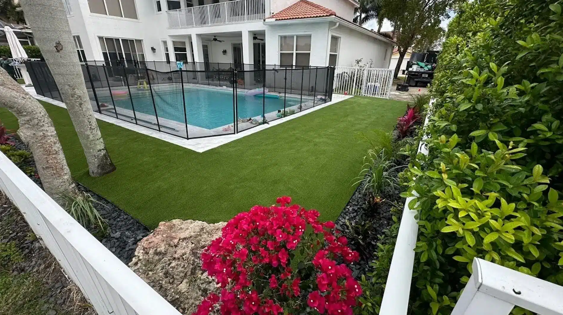 residential artificial grass lawn