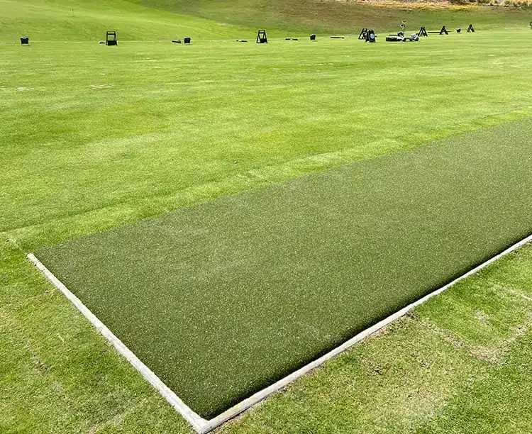 SYNlawn artificial golf driving range in West Palm Beach, FL